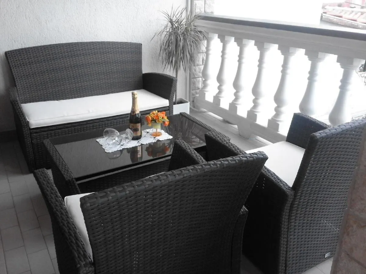 Apartment Crikvenica 12116E